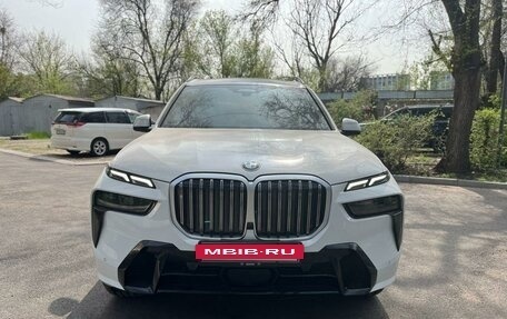 BMW X7, 2023 год, 13 643 369 рублей, 2 фотография
