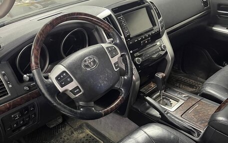 Toyota Land Cruiser 200, 2013 год, 4 500 000 рублей, 3 фотография