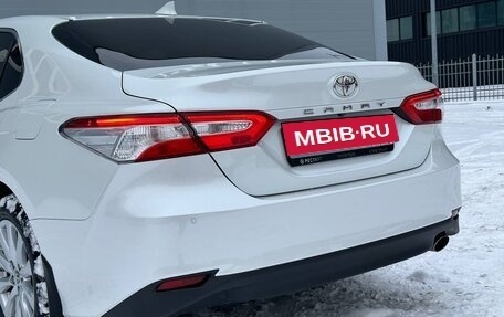 Toyota Camry, 2018 год, 3 100 000 рублей, 10 фотография