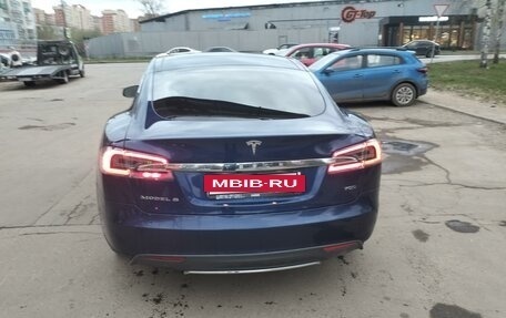 Tesla Model S I, 2015 год, 2 350 000 рублей, 2 фотография