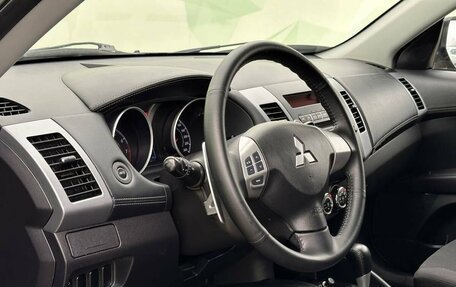 Mitsubishi Outlander III рестайлинг 3, 2011 год, 1 460 000 рублей, 8 фотография