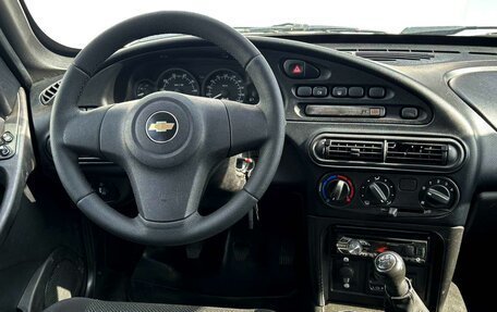 Chevrolet Niva I рестайлинг, 2018 год, 873 990 рублей, 12 фотография