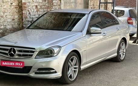 Mercedes-Benz C-Класс, 2011 год, 1 950 000 рублей, 2 фотография