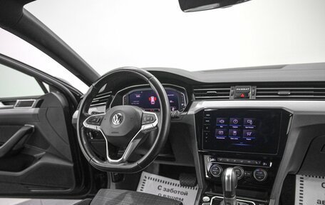 Volkswagen Passat B8 рестайлинг, 2020 год, 1 990 000 рублей, 9 фотография