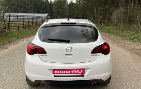 Opel Astra J, 2011 год, 875 000 рублей, 3 фотография