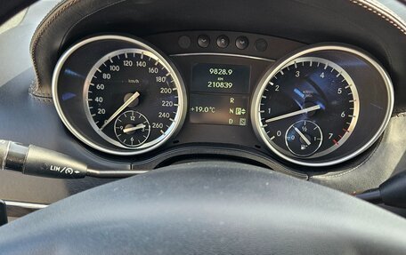 Mercedes-Benz GL-Класс, 2012 год, 2 600 000 рублей, 7 фотография