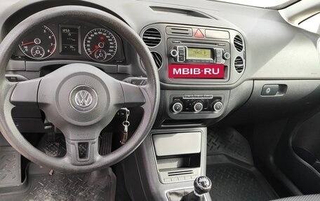 Volkswagen Golf Plus II, 2011 год, 830 000 рублей, 10 фотография