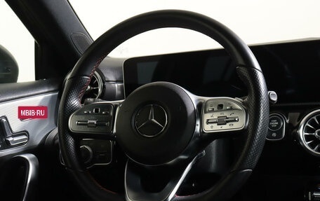 Mercedes-Benz A-Класс, 2018 год, 2 697 000 рублей, 17 фотография