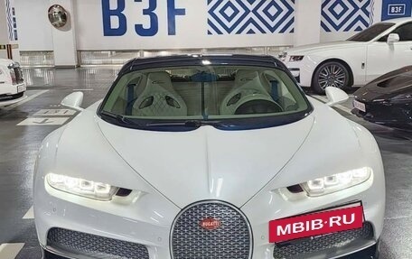Bugatti Chiron, 2020 год, 298 000 000 рублей, 2 фотография
