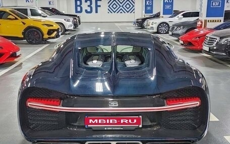 Bugatti Chiron, 2020 год, 298 000 000 рублей, 3 фотография