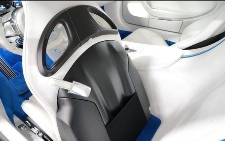 Bugatti Chiron, 2020 год, 298 000 000 рублей, 11 фотография
