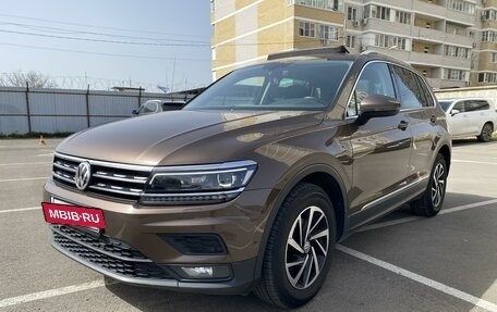 Volkswagen Tiguan II, 2018 год, 2 580 000 рублей, 5 фотография