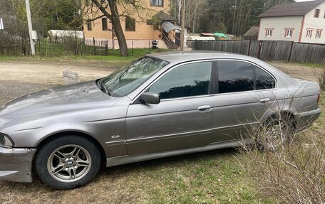 BMW 5 серия, 2001 год, 550 000 рублей, 2 фотография