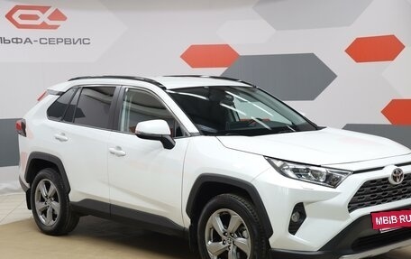 Toyota RAV4, 2022 год, 4 150 000 рублей, 3 фотография