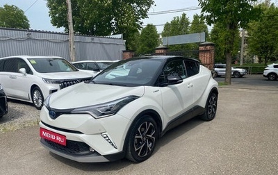 Toyota C-HR I рестайлинг, 2018 год, 2 890 000 рублей, 1 фотография
