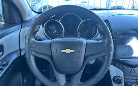 Chevrolet Cruze II, 2013 год, 953 000 рублей, 10 фотография