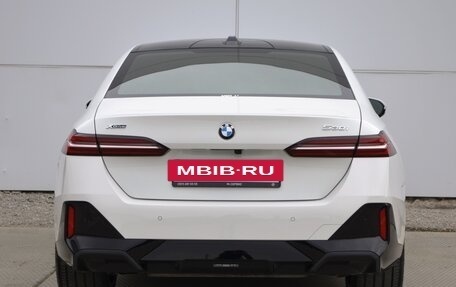 BMW 5 серия, 2023 год, 10 650 000 рублей, 5 фотография