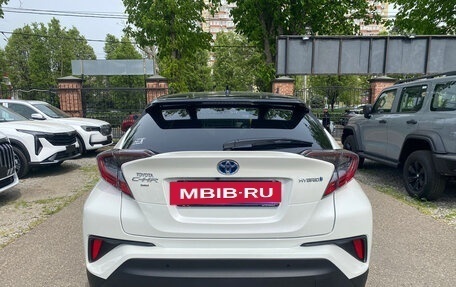 Toyota C-HR I рестайлинг, 2018 год, 2 890 000 рублей, 5 фотография