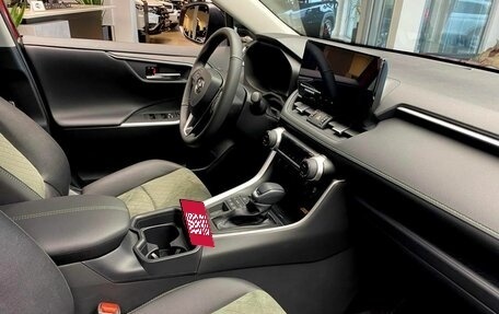 Toyota RAV4, 2024 год, 4 320 000 рублей, 10 фотография