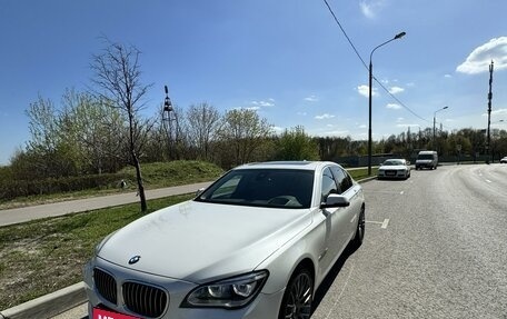 BMW 7 серия, 2013 год, 3 200 000 рублей, 4 фотография