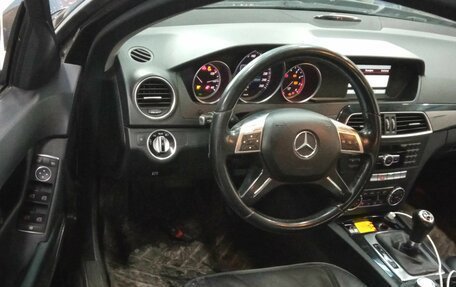 Mercedes-Benz C-Класс, 2012 год, 1 490 000 рублей, 5 фотография