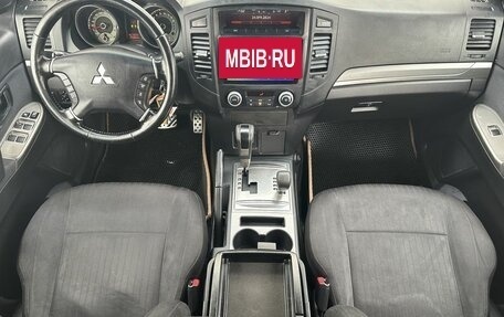 Mitsubishi Pajero IV, 2011 год, 1 850 000 рублей, 12 фотография