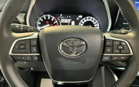 Toyota Highlander, 2023 год, 6 250 000 рублей, 18 фотография