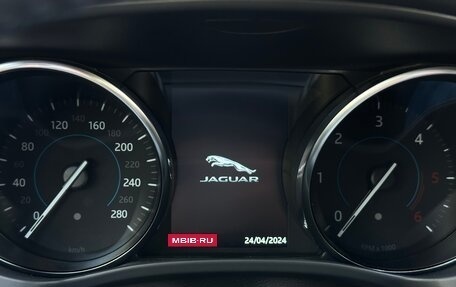 Jaguar F-Pace, 2019 год, 4 100 000 рублей, 17 фотография