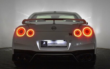 Nissan GT-R, 2022 год, 18 800 000 рублей, 9 фотография