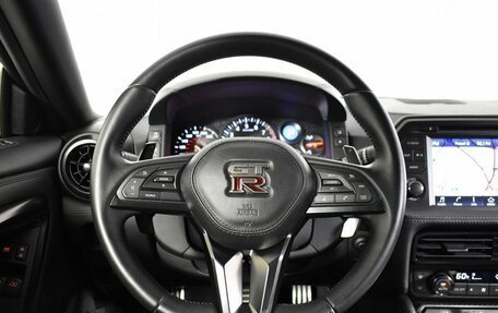 Nissan GT-R, 2022 год, 18 800 000 рублей, 23 фотография