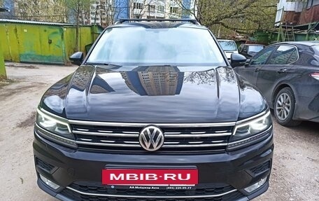 Volkswagen Tiguan II, 2017 год, 3 190 000 рублей, 2 фотография