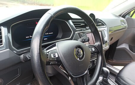 Volkswagen Tiguan II, 2017 год, 3 190 000 рублей, 18 фотография