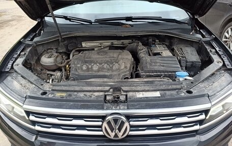 Volkswagen Tiguan II, 2017 год, 3 190 000 рублей, 30 фотография