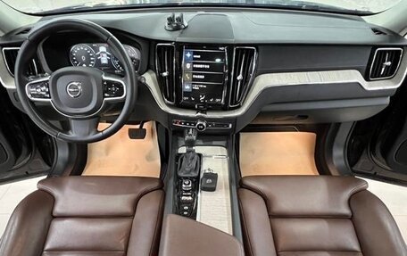 Volvo XC60 II, 2020 год, 3 900 000 рублей, 3 фотография