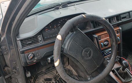 Mercedes-Benz W124, 1990 год, 300 000 рублей, 17 фотография