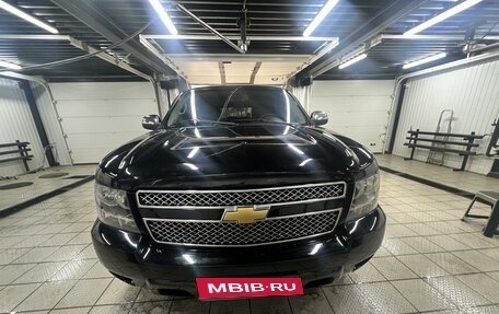 Chevrolet Tahoe III, 2012 год, 2 300 000 рублей, 3 фотография