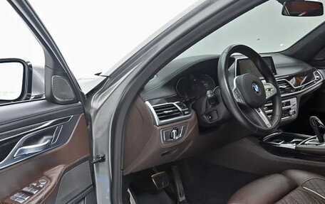 BMW 7 серия, 2021 год, 6 300 000 рублей, 4 фотография