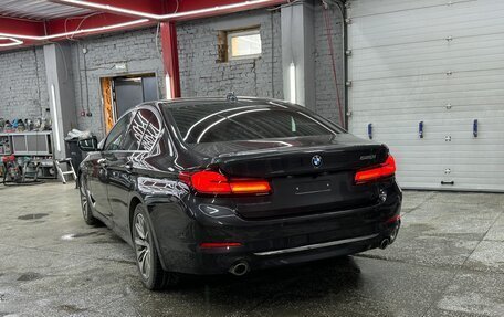 BMW 5 серия, 2018 год, 3 690 000 рублей, 9 фотография