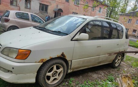 Toyota Ipsum II, 1999 год, 350 000 рублей, 2 фотография