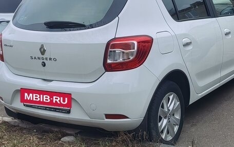 Renault Sandero II рестайлинг, 2019 год, 1 100 000 рублей, 3 фотография