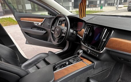Volvo S90 II рестайлинг, 2017 год, 2 895 000 рублей, 10 фотография