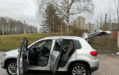 Volkswagen Tiguan I, 2011 год, 1 800 000 рублей, 10 фотография
