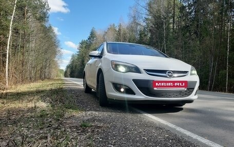 Opel Astra J, 2012 год, 1 170 000 рублей, 2 фотография