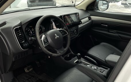 Mitsubishi Outlander III рестайлинг 3, 2012 год, 1 533 000 рублей, 10 фотография