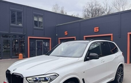BMW X5, 2018 год, 7 000 000 рублей, 2 фотография