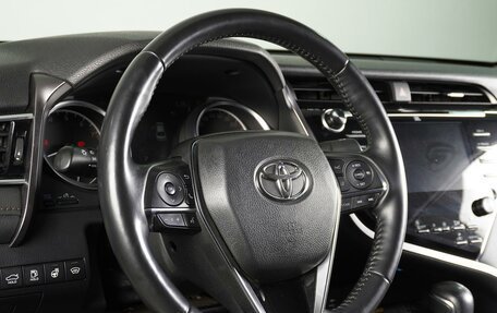 Toyota Camry, 2020 год, 3 769 000 рублей, 9 фотография