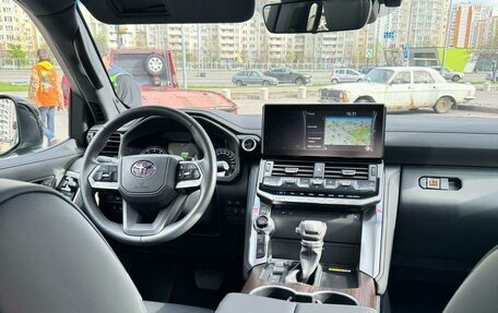 Toyota Land Cruiser, 2023 год, 14 299 999 рублей, 23 фотография