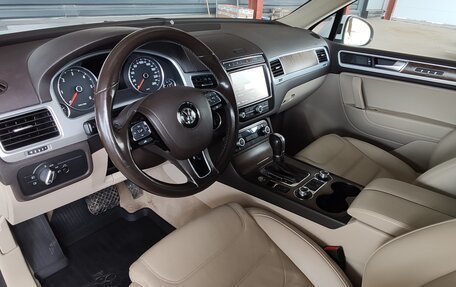 Volkswagen Touareg III, 2016 год, 3 950 000 рублей, 9 фотография