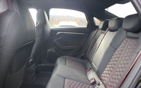 Audi RS 3, 2024 год, 9 900 000 рублей, 13 фотография