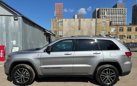Jeep Grand Cherokee, 2018 год, 4 500 000 рублей, 3 фотография